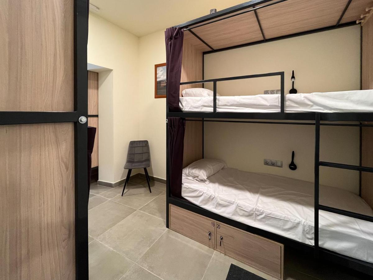 Multi Hostel Calvario Madrid Bagian luar foto